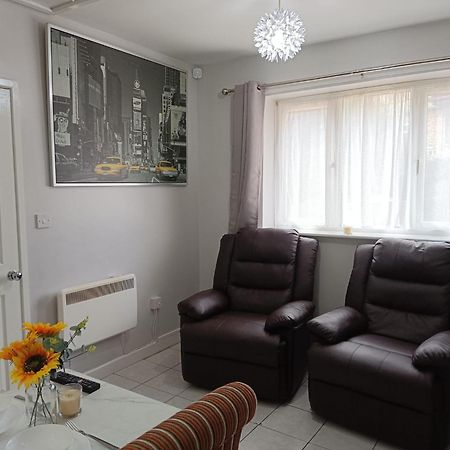 Lister Park Bradford Stylish 1Bed Coach House - Quiet & Tranquil Cottage & Parking Esterno foto