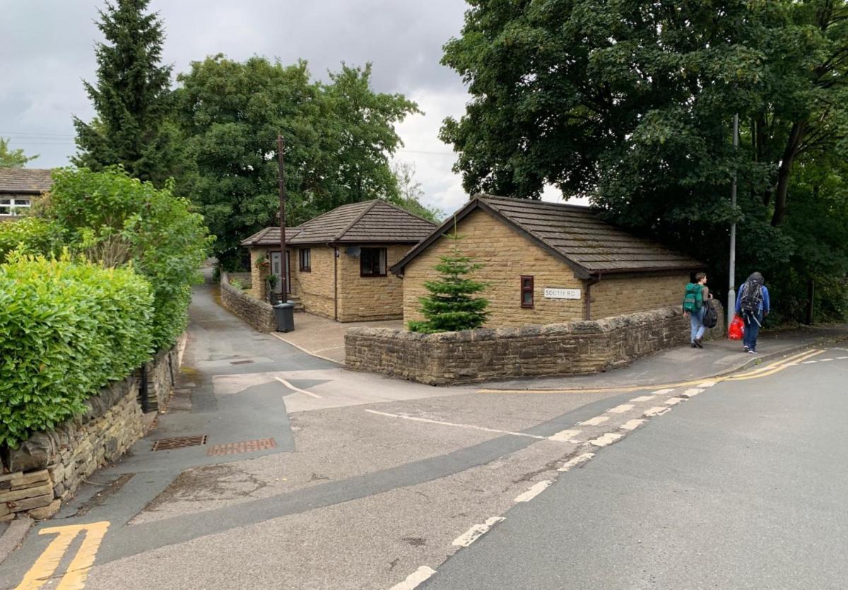 Lister Park Bradford Stylish 1Bed Coach House - Quiet & Tranquil Cottage & Parking Esterno foto